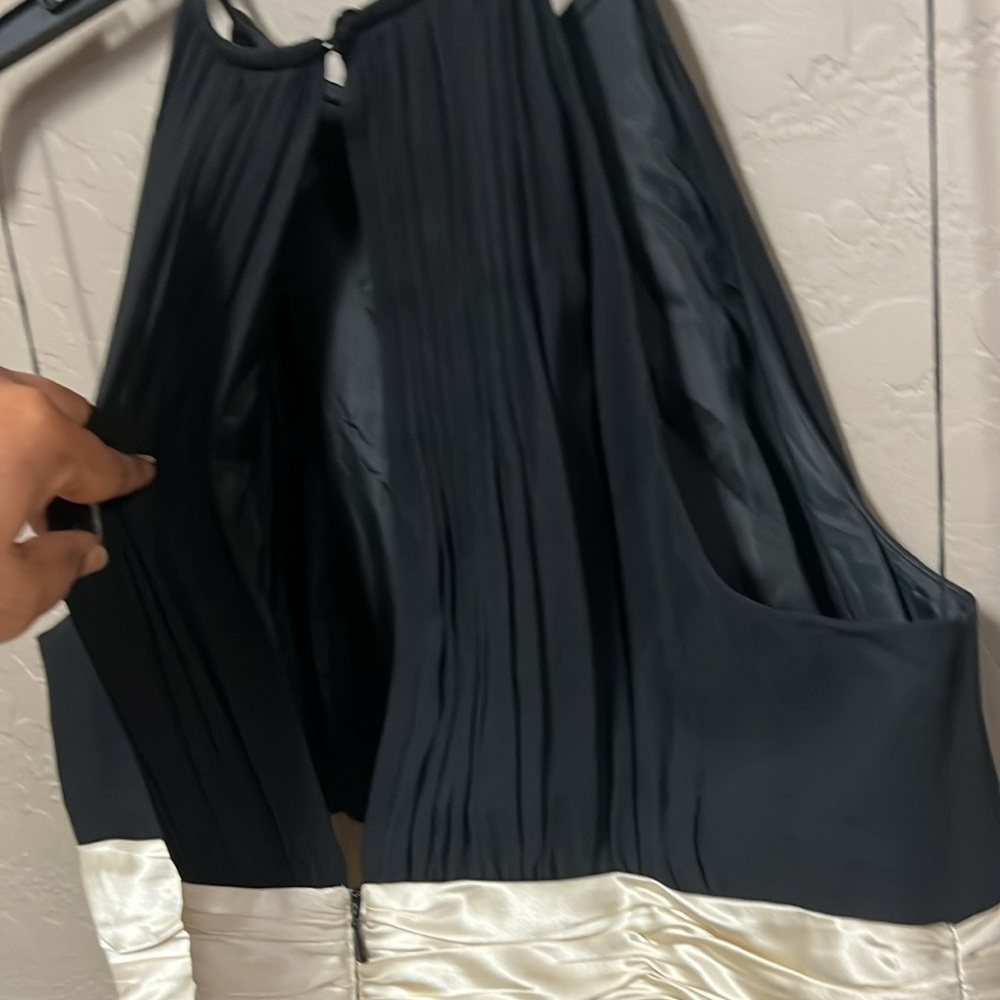 Maggy London Silk Halter Neck Dress - Picture 7 of 9